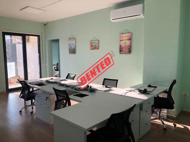 Office space for rent in Bardhok Biba Street in Tirana.
It is located on the 6 th floor of a new bu